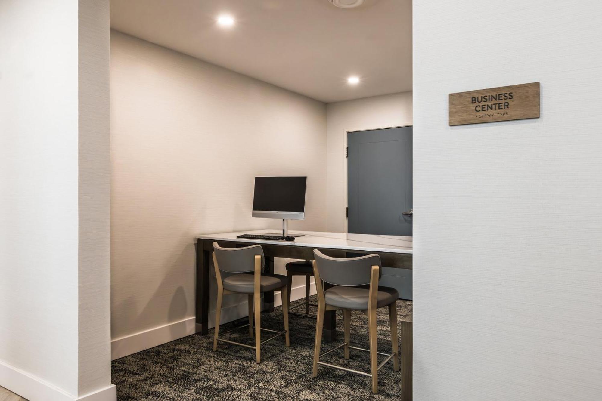Staybridge Suites - Dawson Creek By Ihg Ngoại thất bức ảnh
